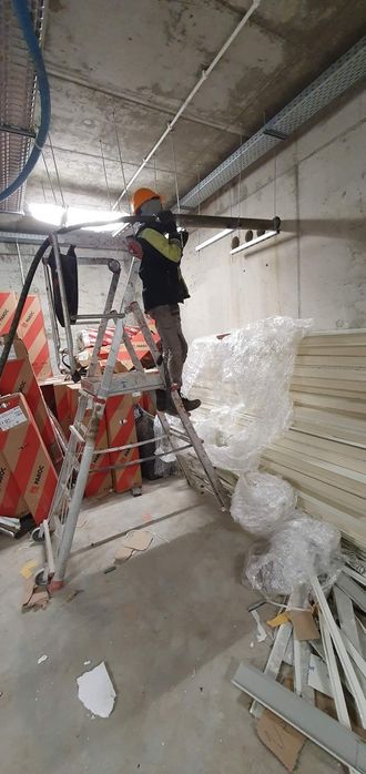 Przewierty sterowane Kret wbijanie rur przeciski usługi minikoparką