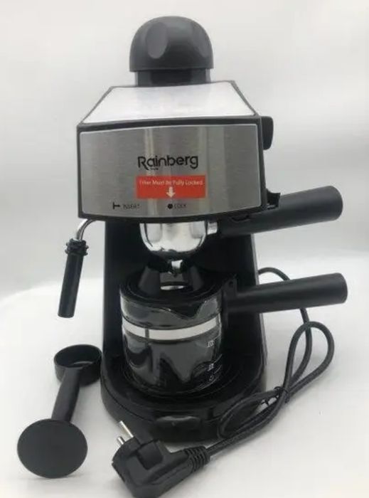 Кавоварка з капучінатором