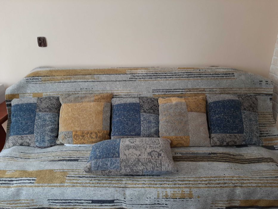 Narzuta nakrycie na łózko 220x150cm + 6 x poduszka pufa Bawełna