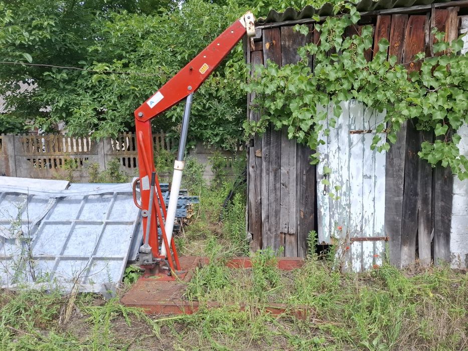 Solidny włoski masywny żuraw do silników