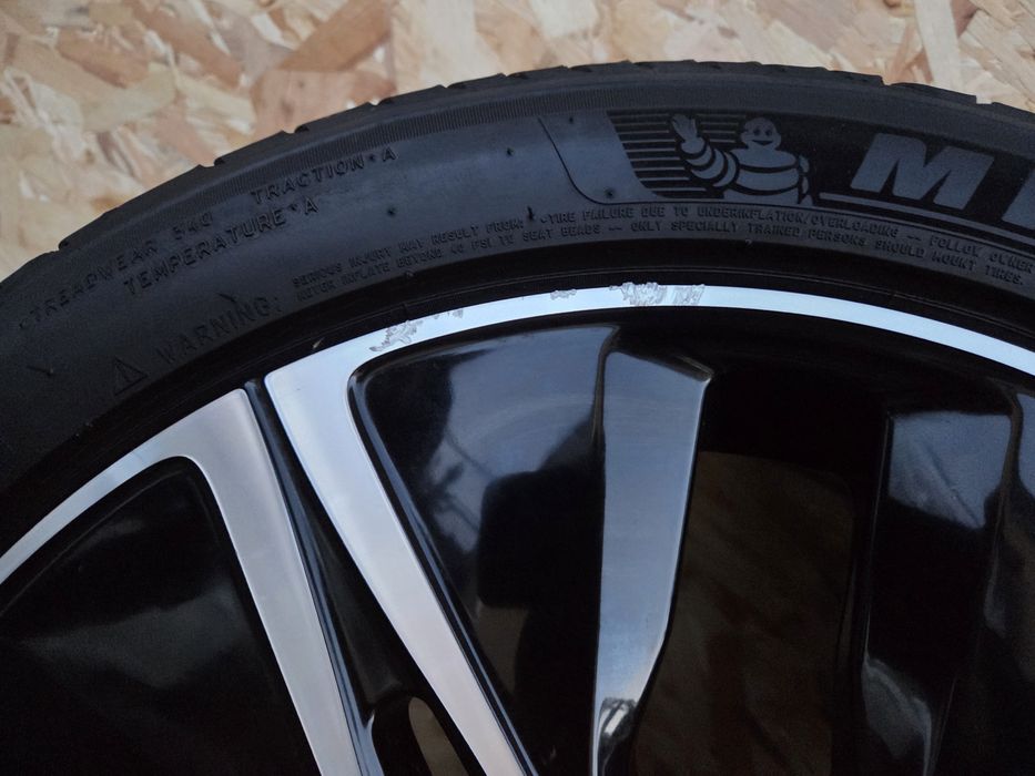Felgi aluminiowe z oponami Mercedes C CLA 5X112 18"