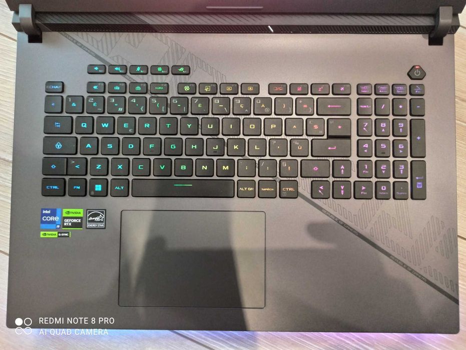 TURBO ! RTX 4060 140W/  i7-13650hx 32gb - ASUS ROG Strix G18 G814jv-n5