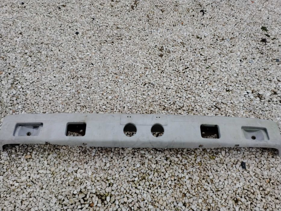 Parachoques Mitsubishi Canter