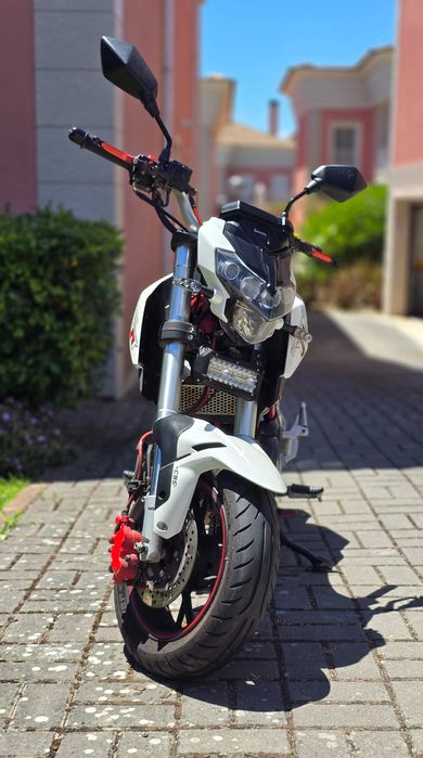 Mota Benelli TNT 125 cc
