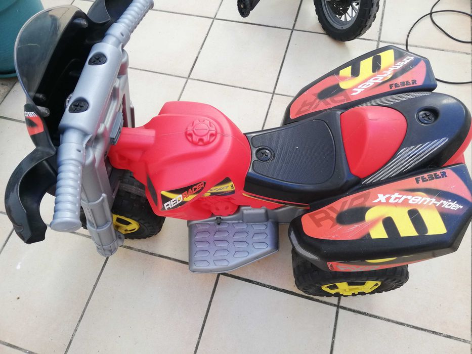 Mota criança Feber - Red Racer 6V Trimota