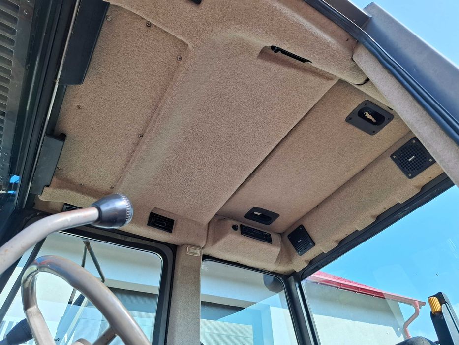 Piękny RENAULT 90,34 TX, Ładowacz MAILLEUX, Nowe OPONY