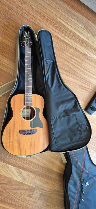 Guitarra acústica Harley Benton