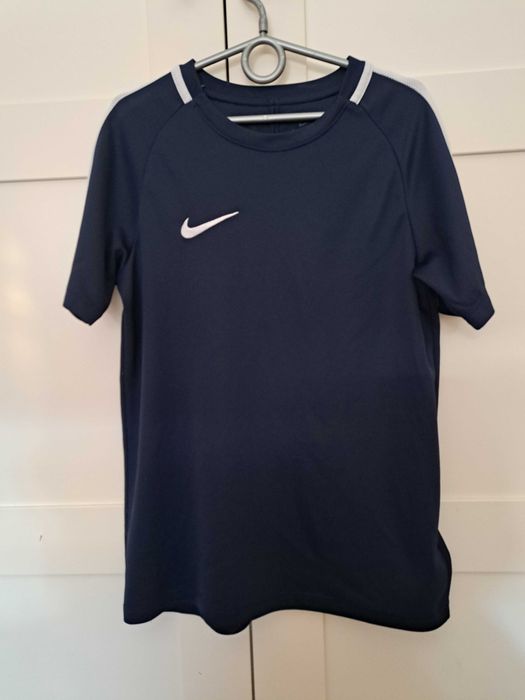 T-shirt Nike, rozm. 137-147 cm, st. idealny