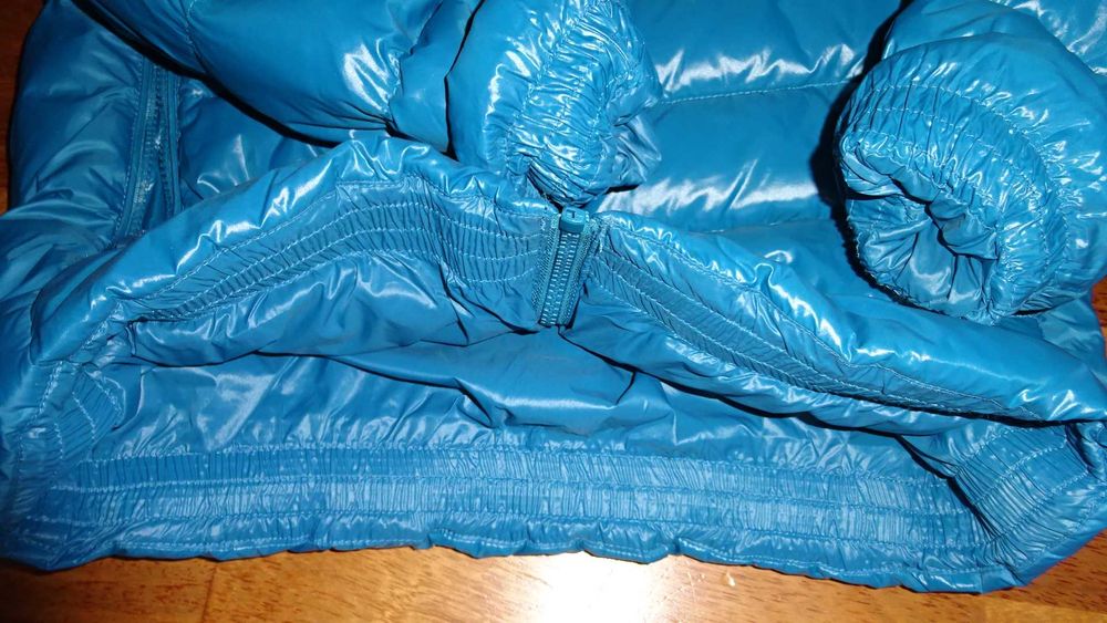 Wrangler PUFFER  CR W4A0XTB05  rozmiar S nowa bez metki