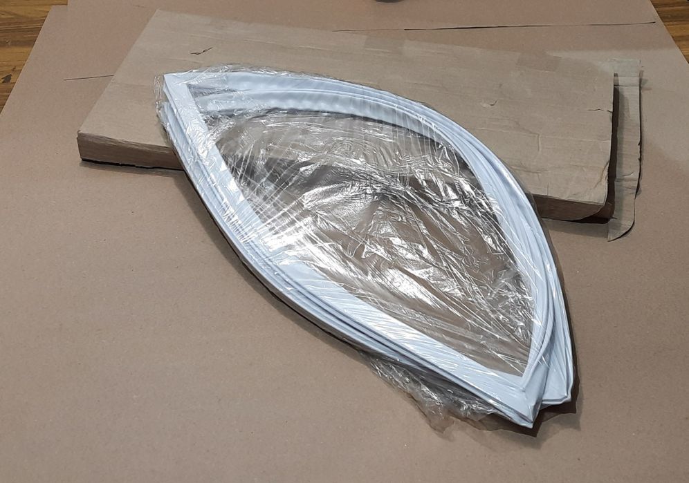 Ущільнювач 2248016590 для морозильної камер Electrolux Zanussi 675x570