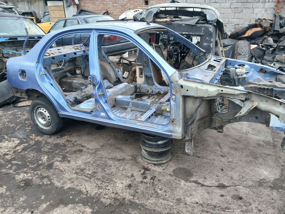 Кузовние запчасти ланос, сенс