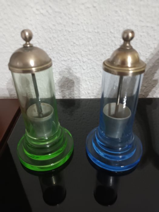 RESERVADOS Paliteiros em vidro e metal