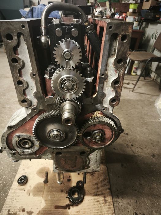 Silnik c360 c355 c4011