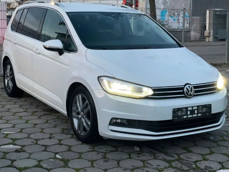 Volkswagen Touran      2018
