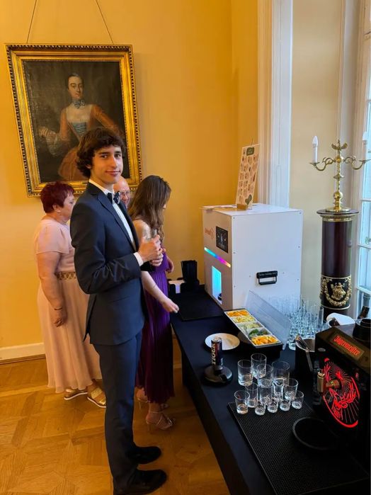 Automatyczny barman, mobilny bar, Drinkbox, Barmix, Jagermeister