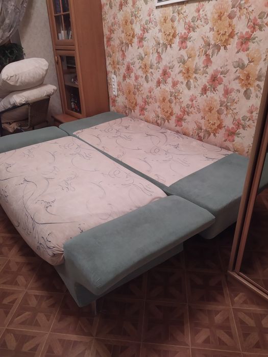 Продам кровать (диван)