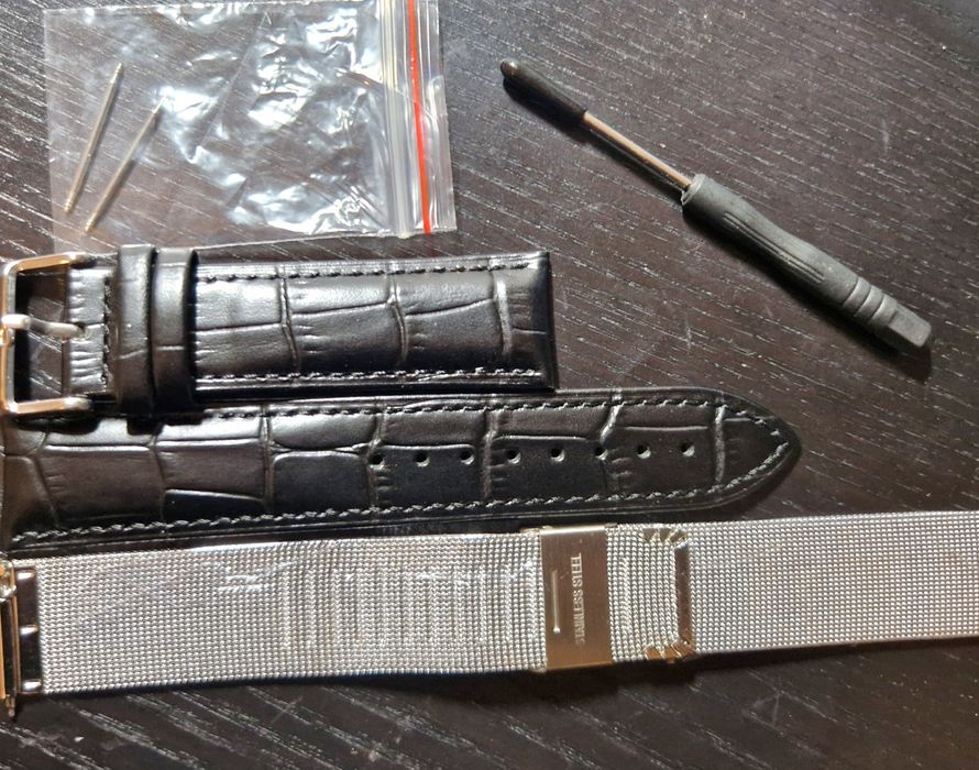 Bracelete para relógio de pulso novas 20mm 22mm
nova embalada na caixa