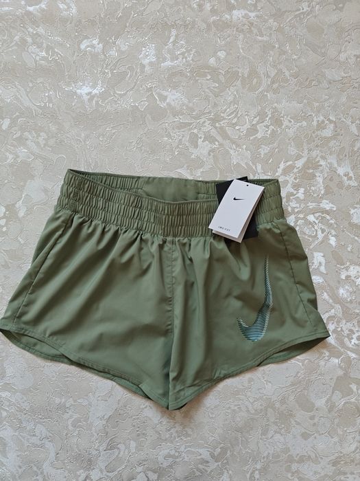 Короткі жіночі шорти Nike One Dri fit swoosh hbr