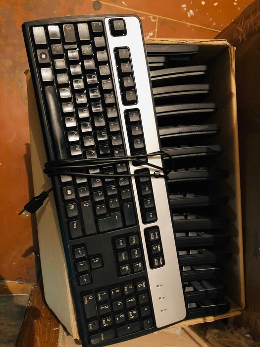 Фирменная клавиатура HP, FUJITSU та інші