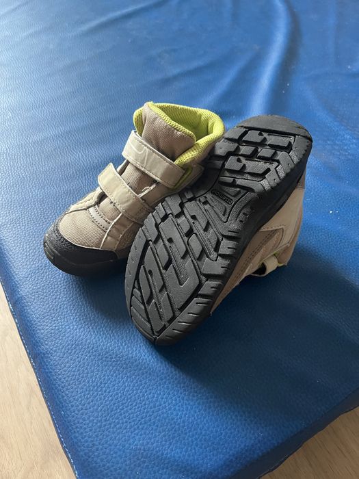 Демісезонні черевички Quecha