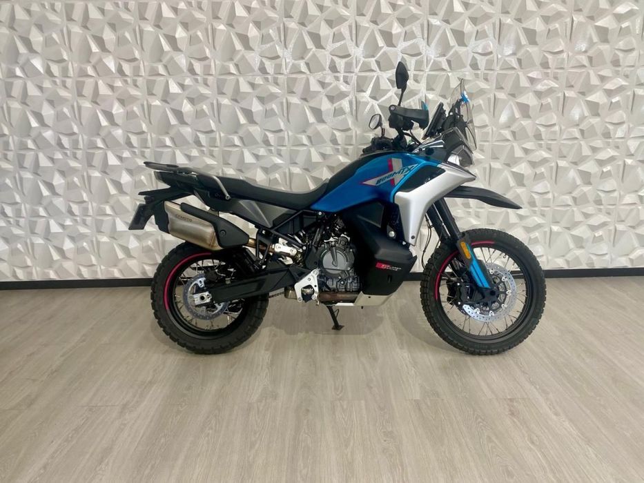 CF Moto 800MT-X