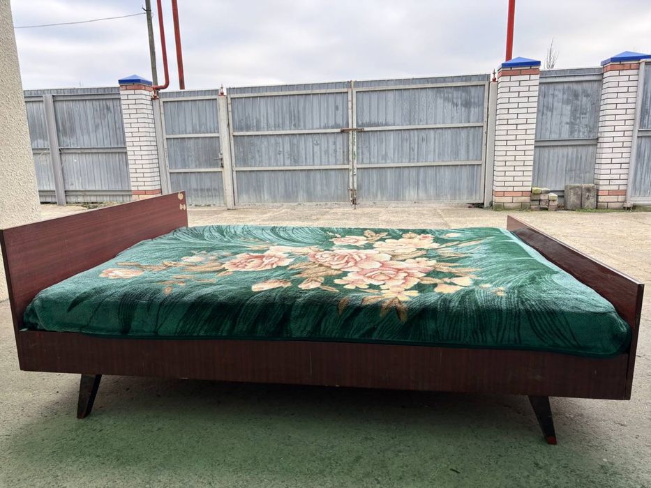 Кровать Ліжко в гарному стані