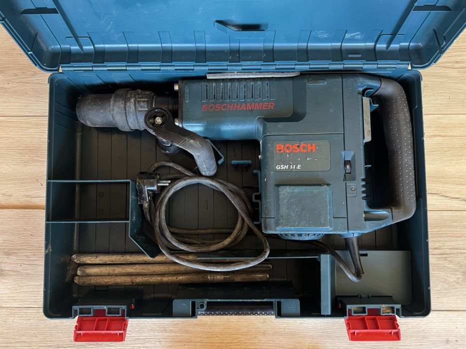 Młot Udarowy Bosch GSH 11e Zestaw Dłuta