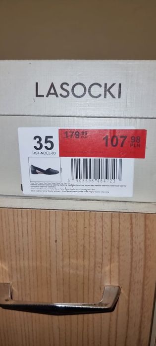 Buty damskie Lasocki nowe, nieuzywane, czarne, z metka