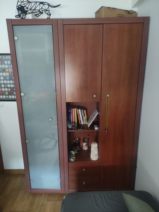 Aparador e móvel de escritório