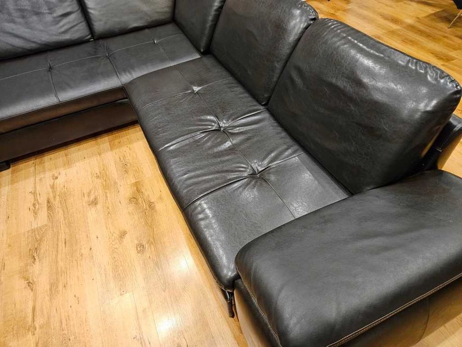Narożnik prawy skórzany czarny duży wypoczynek z funkcją spania kanapa