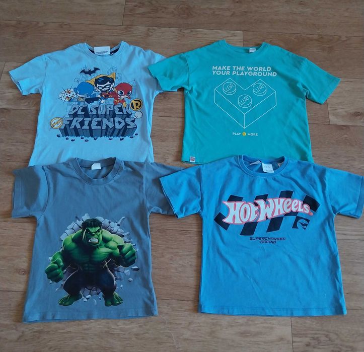 Набор футболок на мальчика.