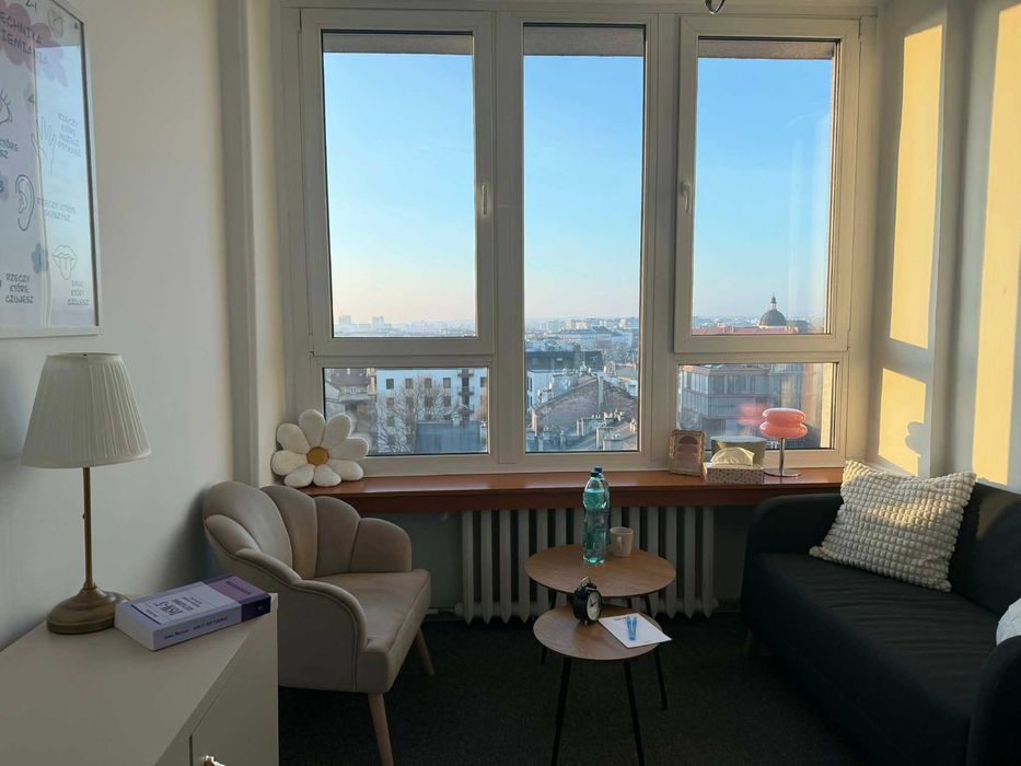 Gabinet do podnajęcia w Centrum Krakowa (psychologiczny lub pokrewne)