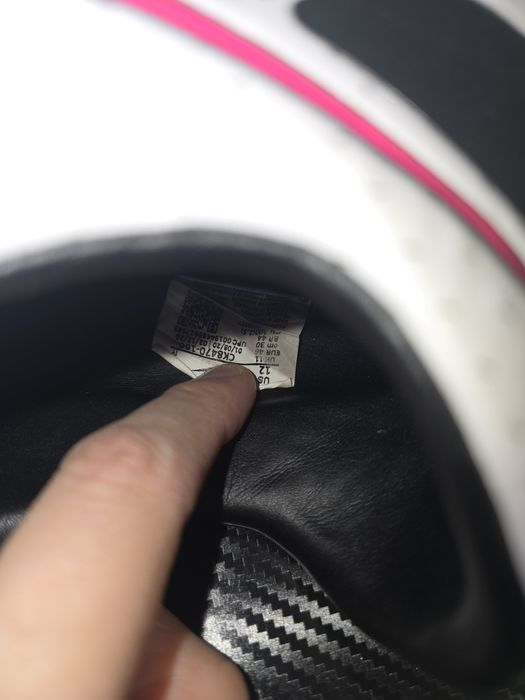 Сороконіжки Nike Phantom GT Academy, 46 р-р

Це сороконіжки Nike Phant