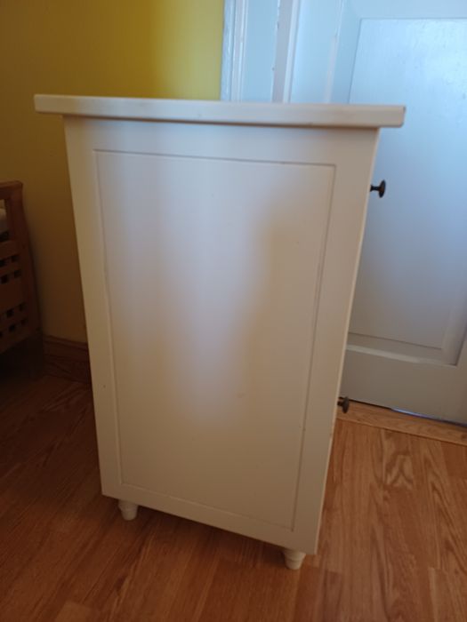 Mesinha cabeceira branco IKEA