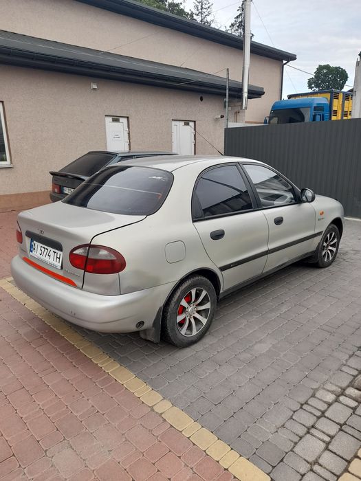 DAEWOD Lanos 2009р.1.5і,газ-бензин.