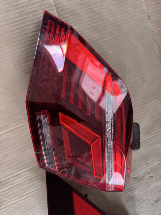 Фара  VW Tiguan 2