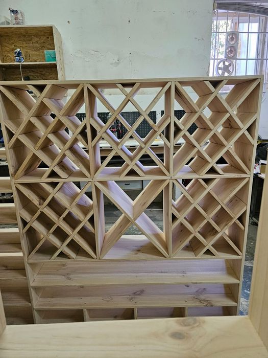 Adegas e garrafeiras por medida