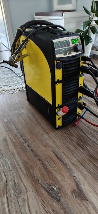 Esab caddy Tig 2200i  AC/DC