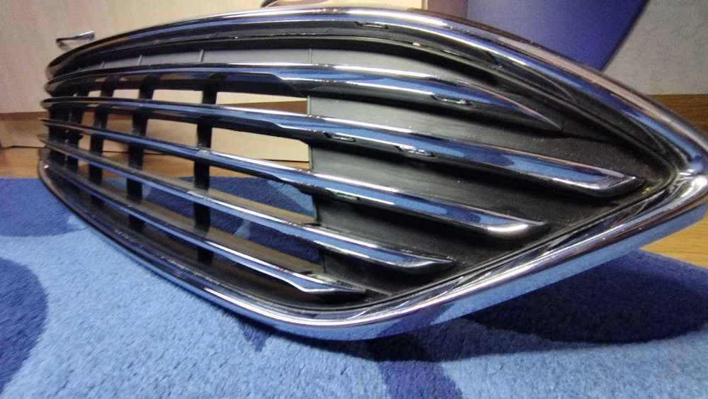 Решітка радіатора Хром - Titanium Ford Focus III (2011-2017)