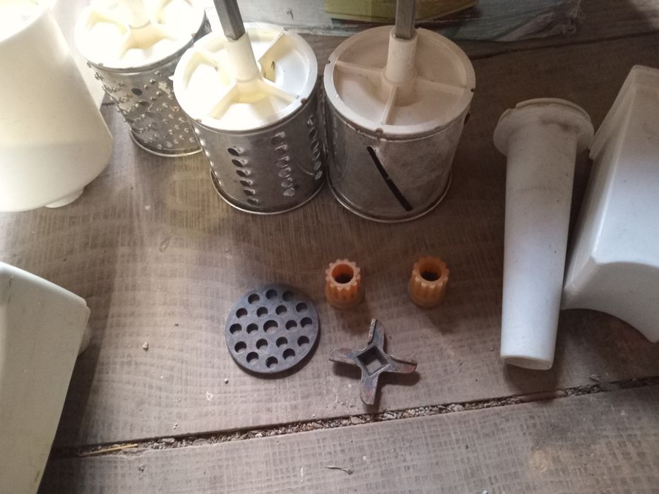 М'ясорубку у робочому стані