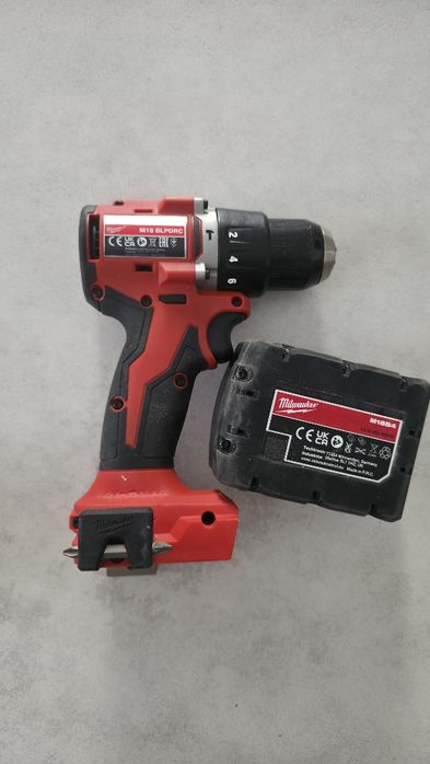 Milwaukee Wkretarka M18 BLPDRC+ bateria 4ah Oryginał