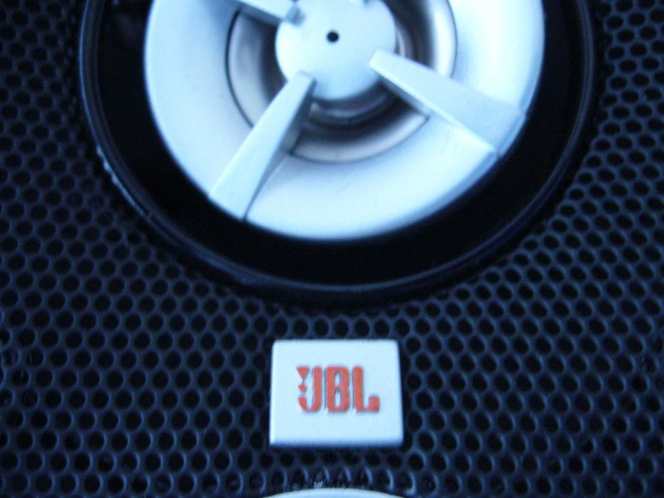 Vendo colunas auto JBL Novas