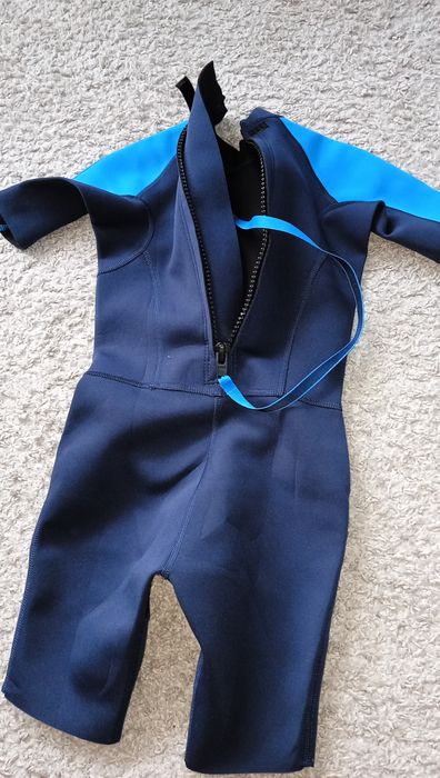 Pianka neoprenowa Decathlon 10 lat  133-142 cm