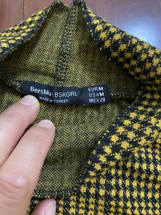 Camisola Bershka nova