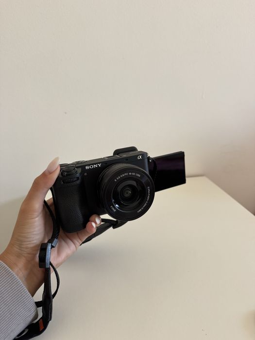 Sony A6700 + objetiva 16-50mm