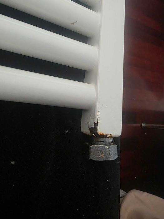 Aquecedor de toalhas Roca