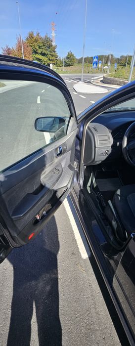 Carro Skoda fabia 1.2