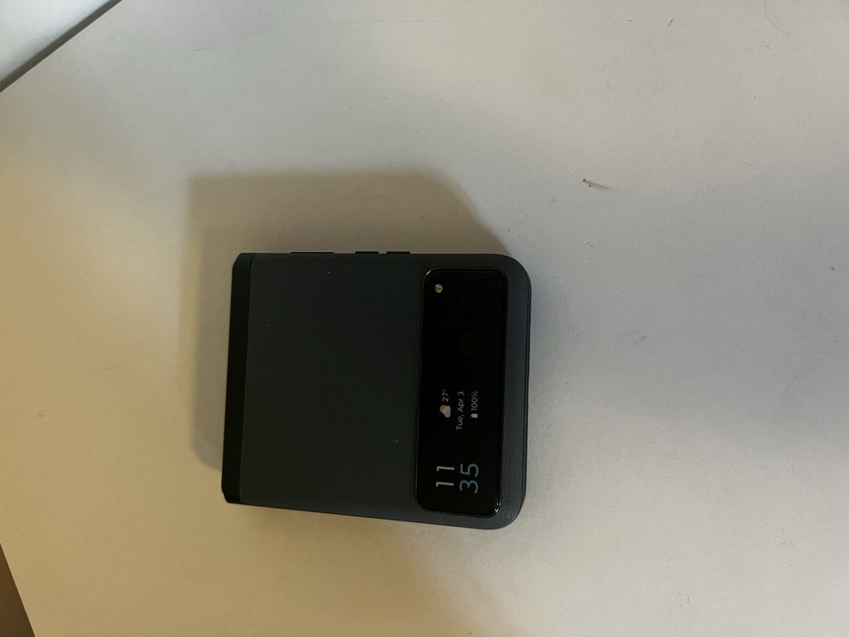 Atrapa Motorola Raz 40