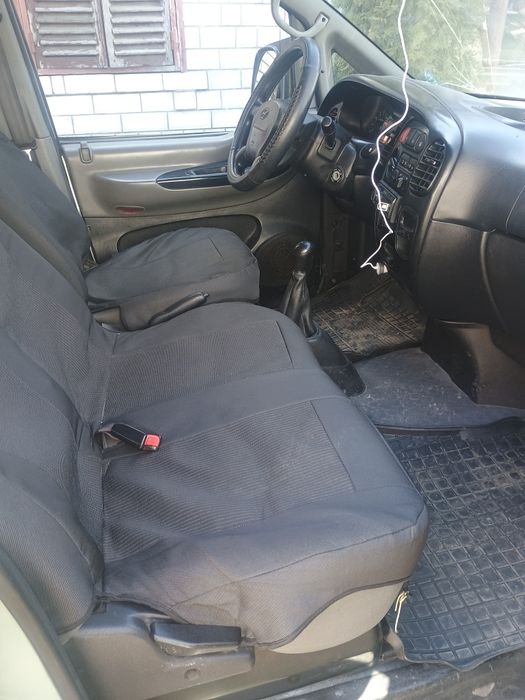 Hyundai H1 2005 2,4 газ/бензин