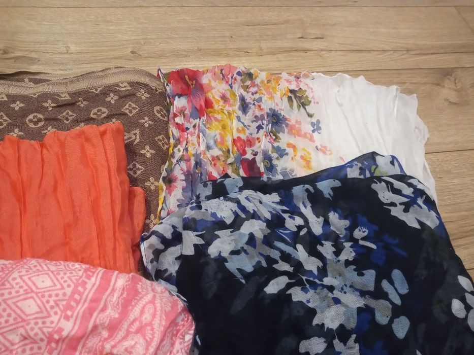 Chusty na szyję, 4 sztuki